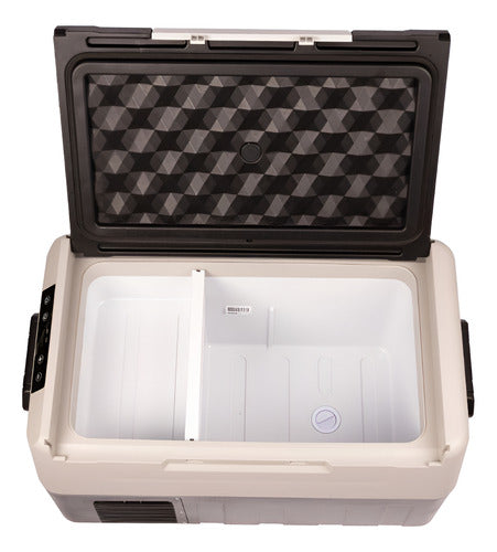 Geladeira Portatil 35l Resfri Ar Quadrivolt 12/24v 127/220v